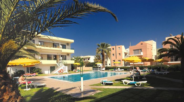 piscina rodi