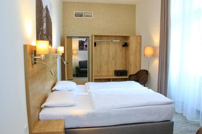 Hotel.jpg