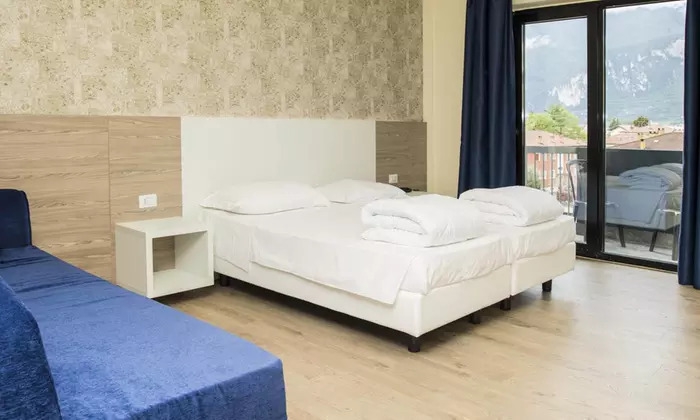 Camera Junior Suite