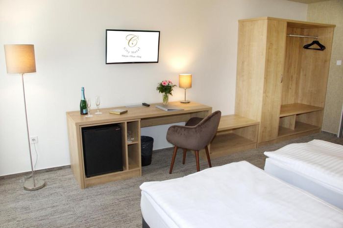 Hotel3.jpg
