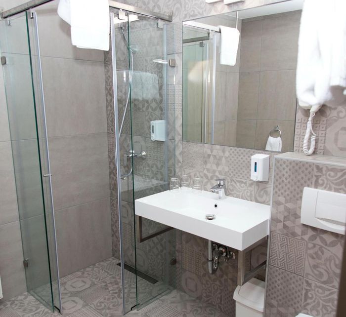 Hotel5.jpg