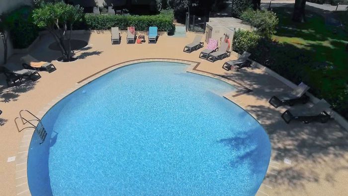 piscina costa azzura