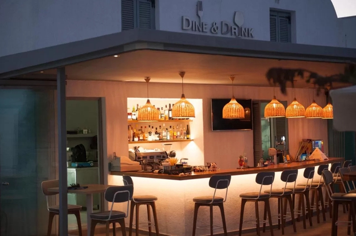 Hotel con bar a Santorini