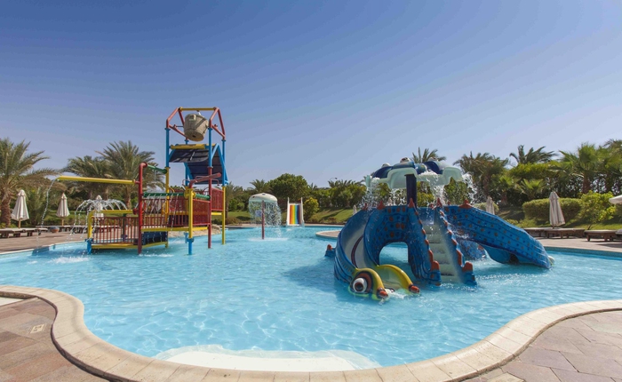 Hotel con piscina a Sharm